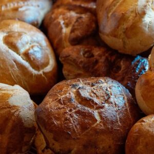 Bayway Catering | dinner rolls